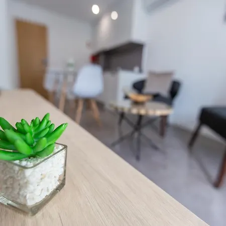 Nell&and&jess Vendégház Espinho