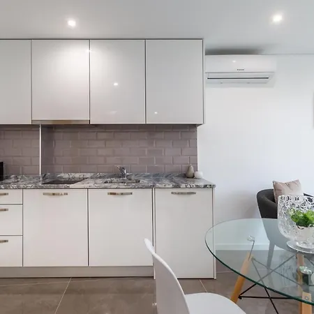 Nell&and&jess Vendégház