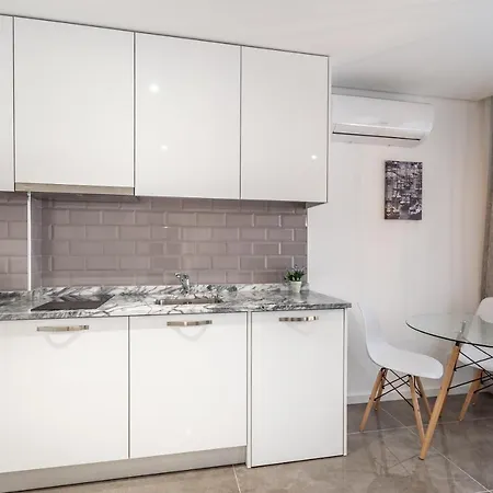 Nell&and&jess Vendégház 4*