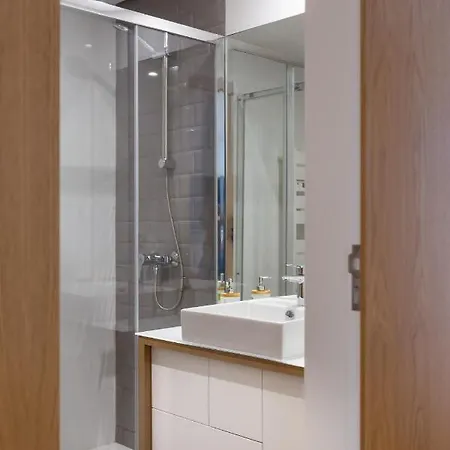 Nell&and&jess Vendégház 4*