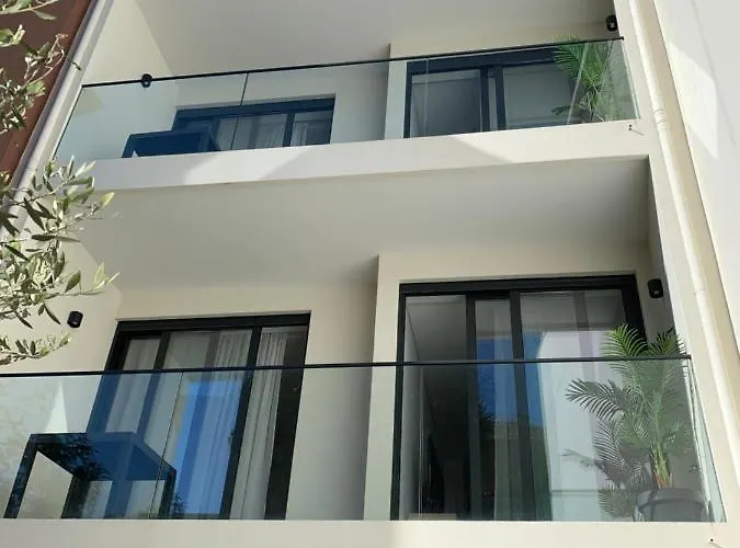 Guest house Nell&and&jess 4*