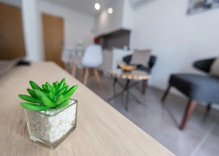 Nell&and&jess Guest house Espinho (Aveiro)