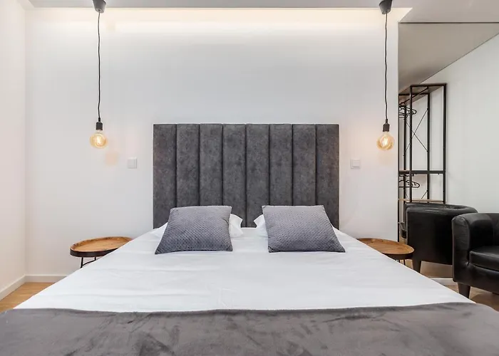 Nell&and&jess Guest house Espinho (Aveiro)